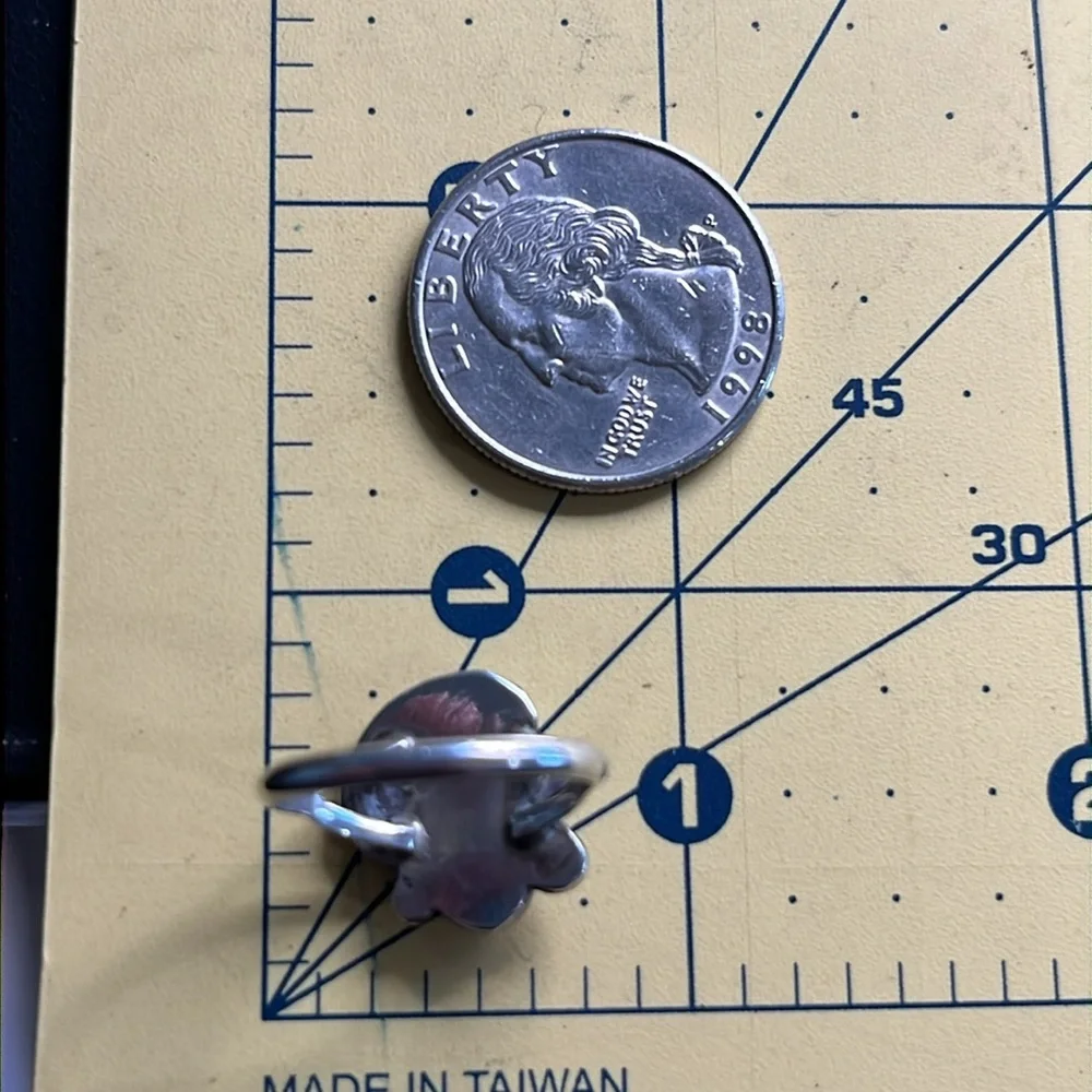 Native American Coral, Turquoise and Sterling Silver split shank ring size 5.5 - Picture 7 of 9